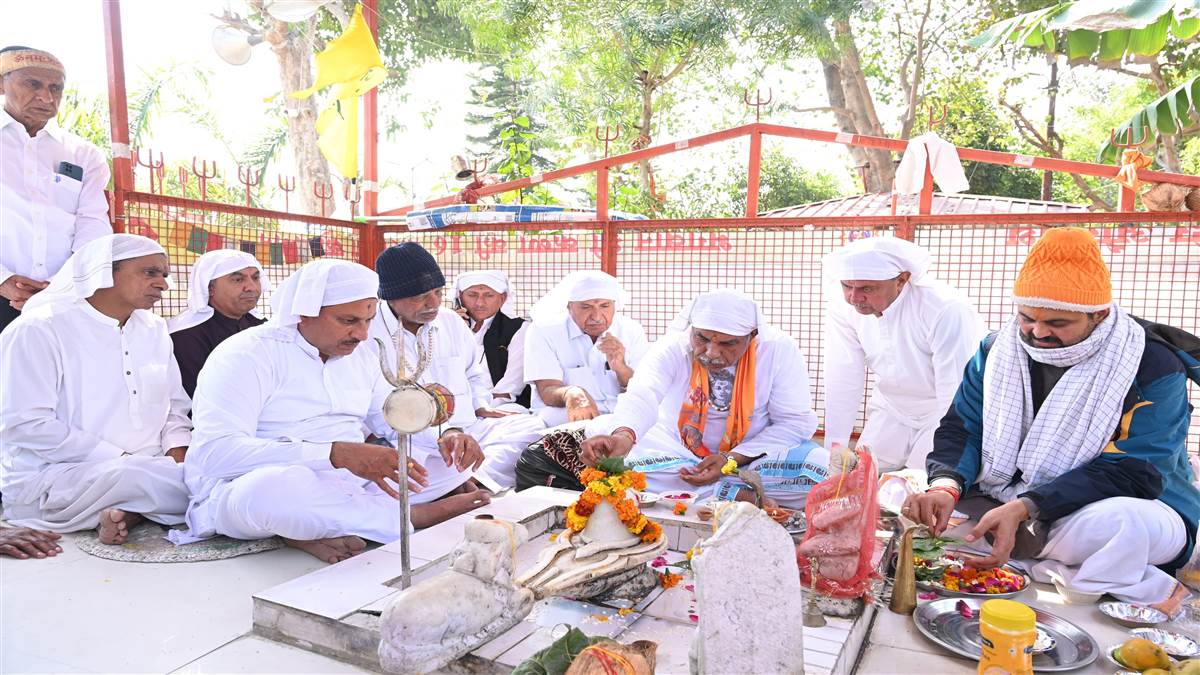 https://www.jagranimages.com/images/newimg/26022025/26_02_2025-26hrp_34_26022025_148.jpg