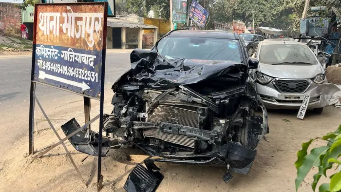 मोदीनगर में सड़क हादसे में तीन कांवड़ियों की मौत हो गई। फाइल फोटो