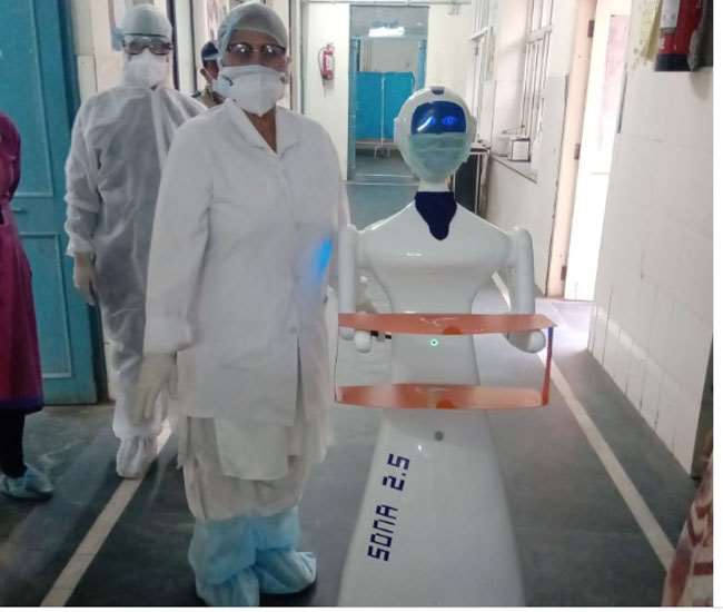 Preparations to serve Corona infected with robots in Jaipur