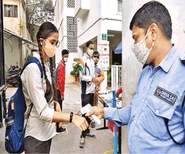 ध्यान में रखना होगा कि केरल सबसे कम टीके वाले पांच राज्यों में शामिल है।