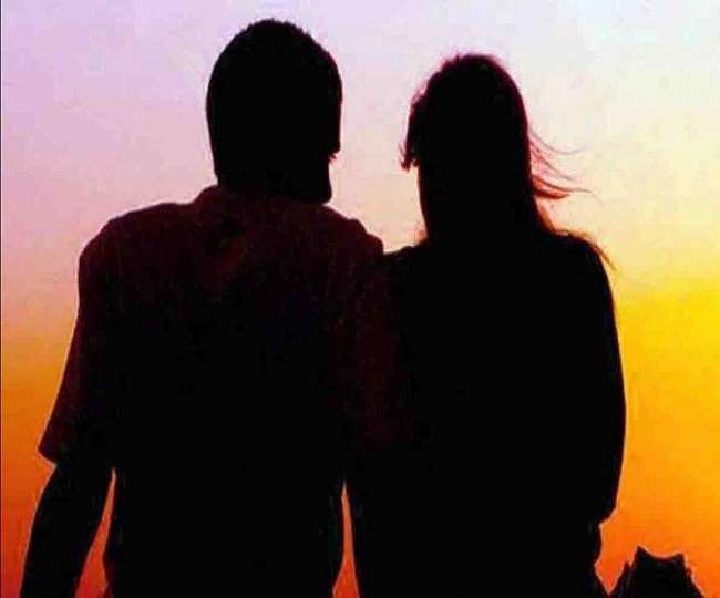 अपनी-अपनी जिम्मेदारियों को अच्छी तरह से निभाएं।
