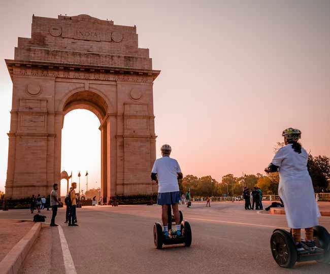 पर्यटक दिल्ली को एक ट्रांजिट प्वाइंट की तरह इस्तेमाल कर रहे।