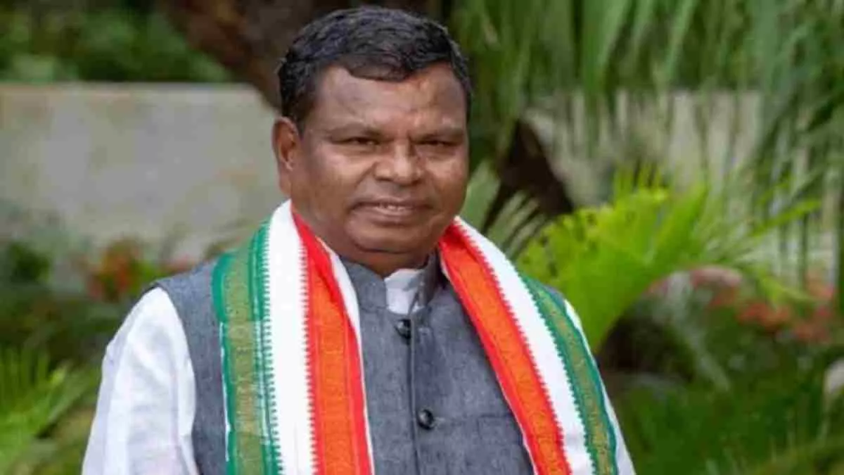 Chhattisgarh: कवासी लखमा ने आदिवासियों को लेकर दिया बड़ा बयान, बोले-  आदिवासी हिंदू नहीं हैं अलग हो धर्म कोड - Kawasi Lakhma gave a big statement  about tribals said tribals are not