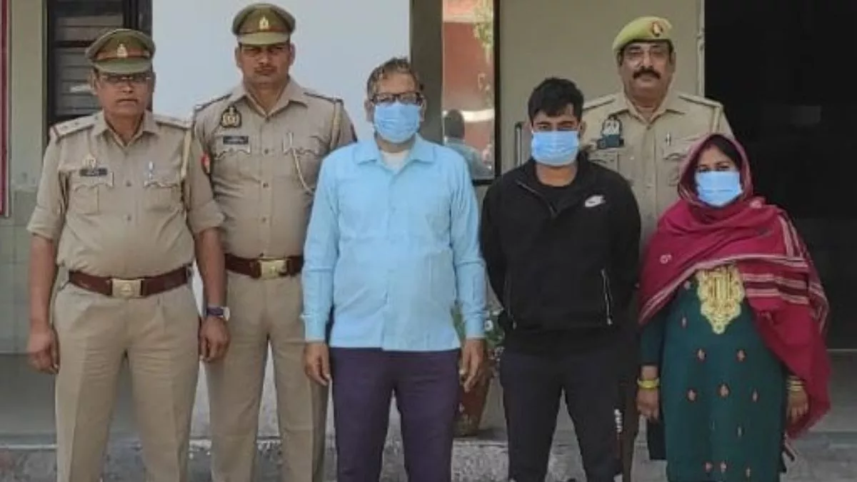 Noida: दहेज में नहीं मिली फार्च्यूनर कार तो महिला की केबल से गला दबाकर की हत्या, पति और सास-ससुर गिरफ्तार