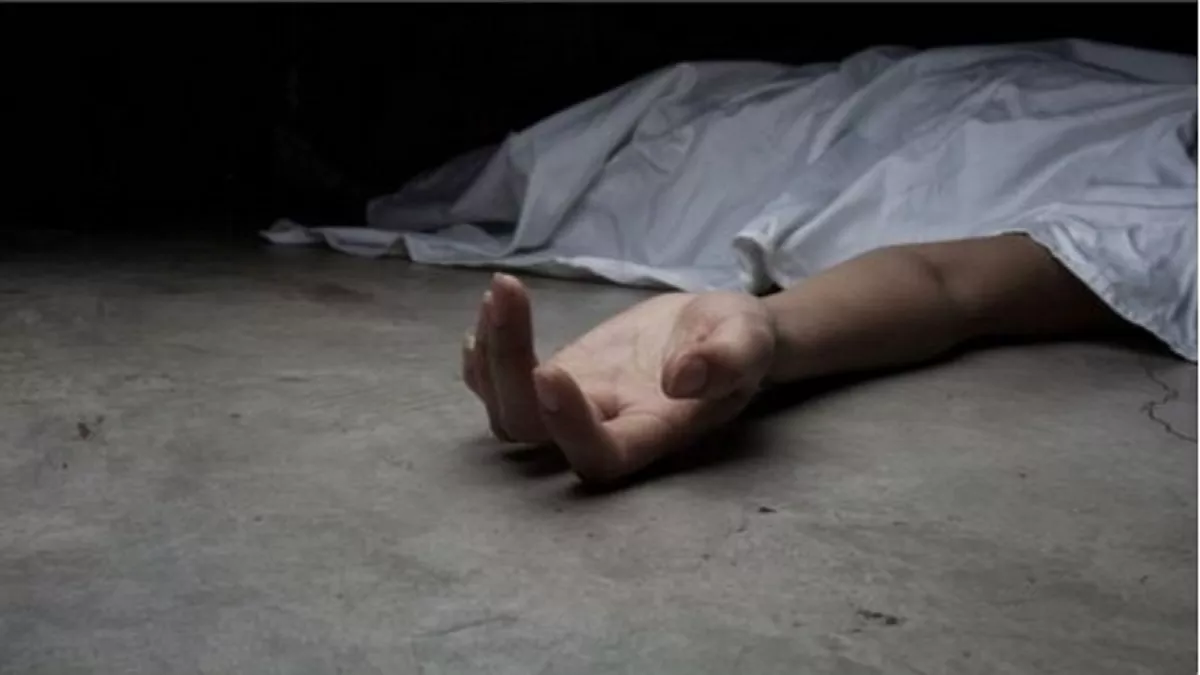 Hyderabad News: हैदराबाद में एक ही परिवार के चार सदस्यों ने की आत्महत्या, डिप्रेशन के चलते उठाया खौफनाक कदम