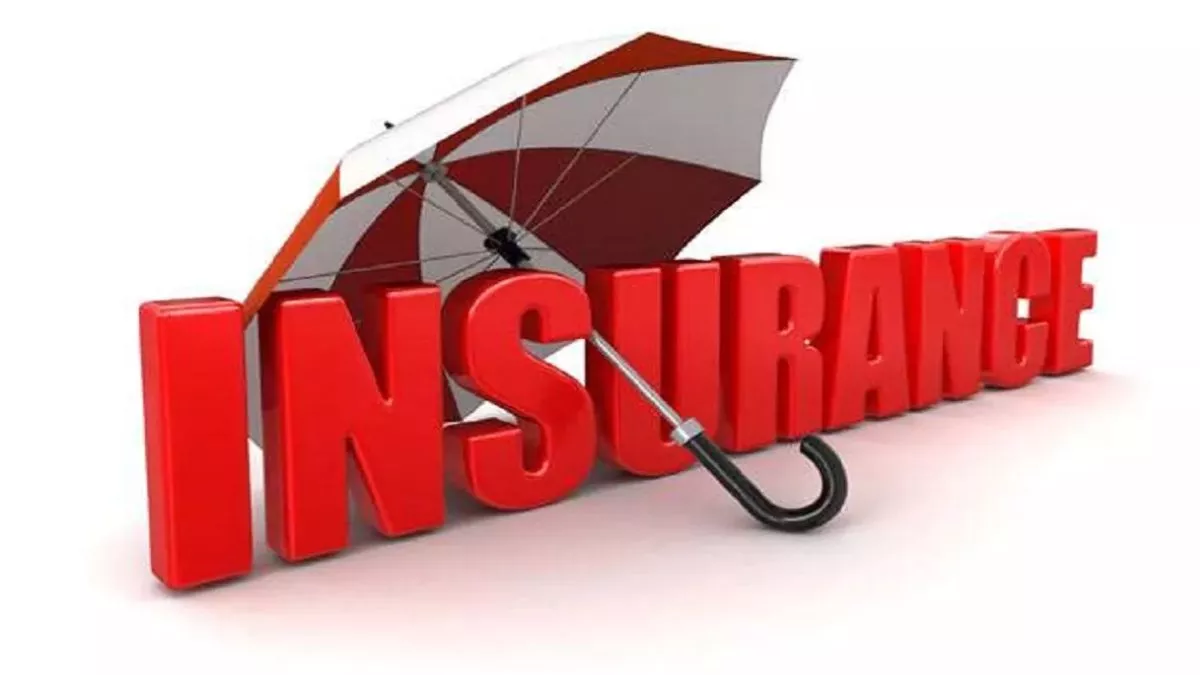Insurance Policy Surrender : इरडा ने पॉलिसी सरेंडर करने के नियम बदले, जानें बीमा ग्राहकों पर क्या होगा असर?