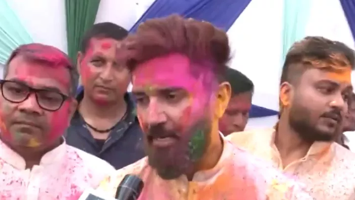 होली के रंग में रमे Chirag Paswan का संदेश, चाचा पशुपति पारस के लिए भी कही ये बात