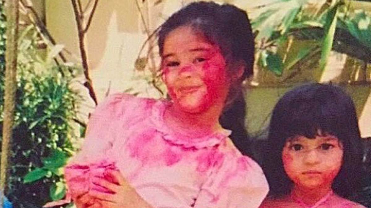 https://www.jagranimages.com/images/newimg/26032024/26_03_2024-suhana_khan_childhood_photo_23682906.jpg
