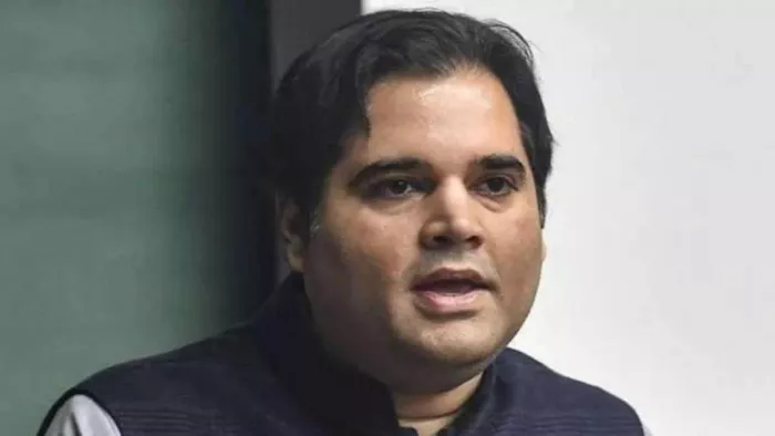 सांसद वरुण गांधी के अगले कदम का इंतजार