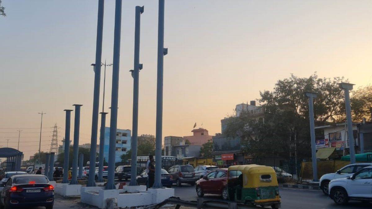 https://www.jagranimages.com/images/newimg/26032025/26_03_2025-gurugram_3_23906067.jpg
