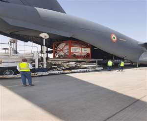 वायुसेना का C17 विमान 7 खाली ऑक्सीजन कंटेनरों के साथ दुबई पहुंचा, लैंडिग के बाद पहुंचेगा बंगाल