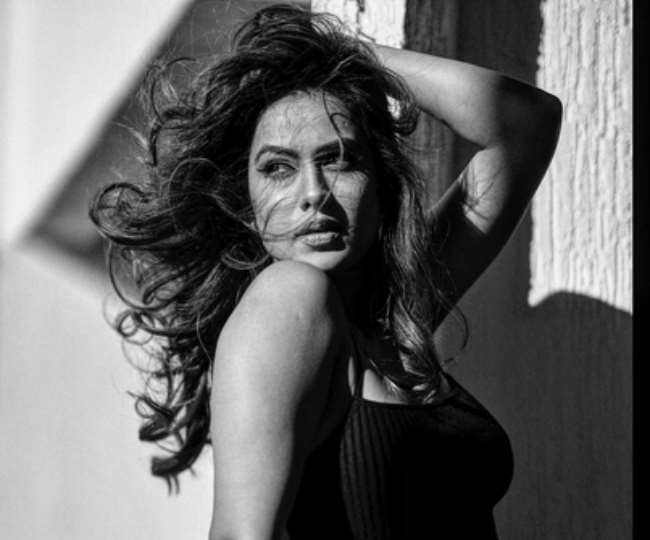 https://www.jagranimages.com/images/newimg/26042022/26_04_2022-nia_sharma_22660787.jpg