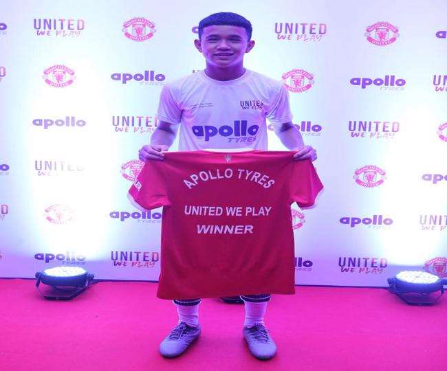 मिलिए चंडीगढ़ के रोनाल्डो से... मिनर्वा फुटबॉल अकादमी के रोनाल्ड सिंह को मिला ओल्ड ट्रैफर्ड का