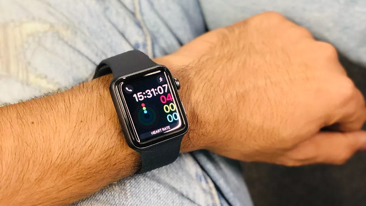 Best Smart Watch (2023): भारत में कौन सी स्मार्टवॉच है सबसे अच्छी? किसकी होती है ज्यादा बिक्री? यहां जानें