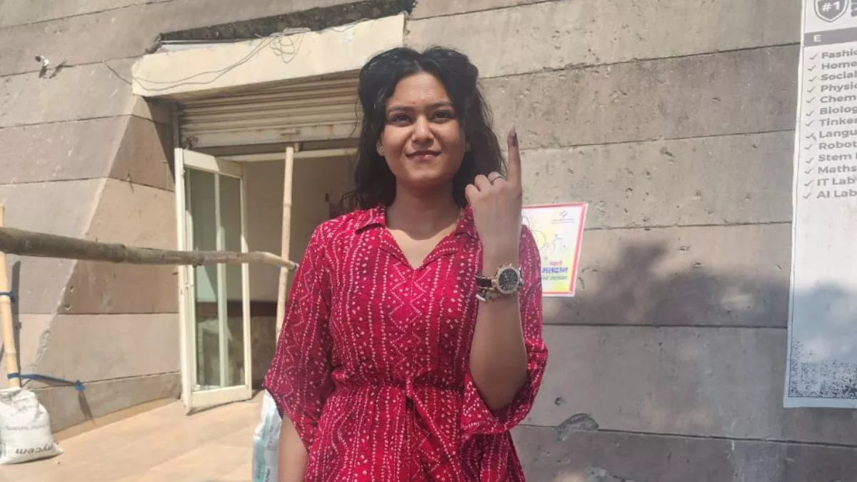 अक्षिता ने वोट डालने के लिए ऑस्ट्रेलिया से मेरठ तक का किया सफर, बताई यह दिलचस्प वजह