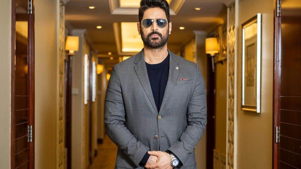 https://www.jagranimages.com/images/newimg/26042024/26_04_2024-mohit_raina_advice_for_stars_23705310.jpg