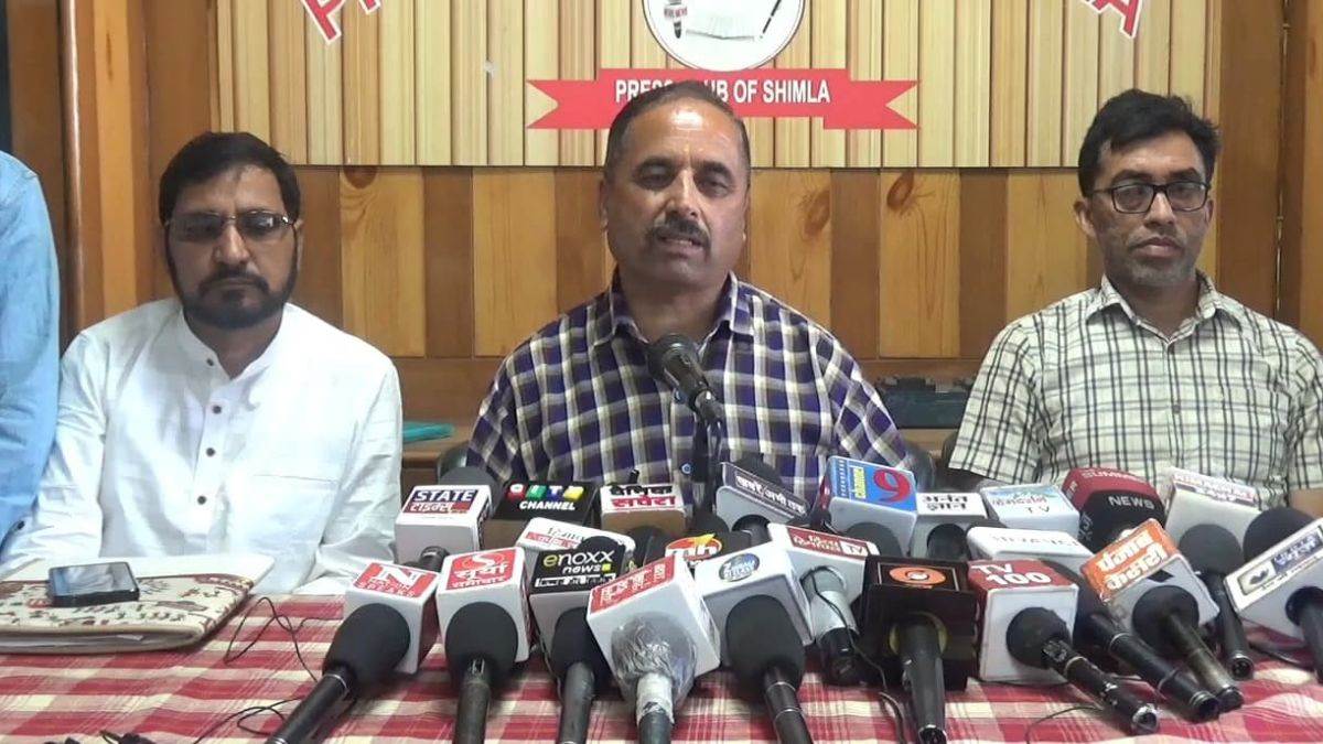 teachers who leave their classes and go on strike will be in trouble action will be taken under ccs and cca rules