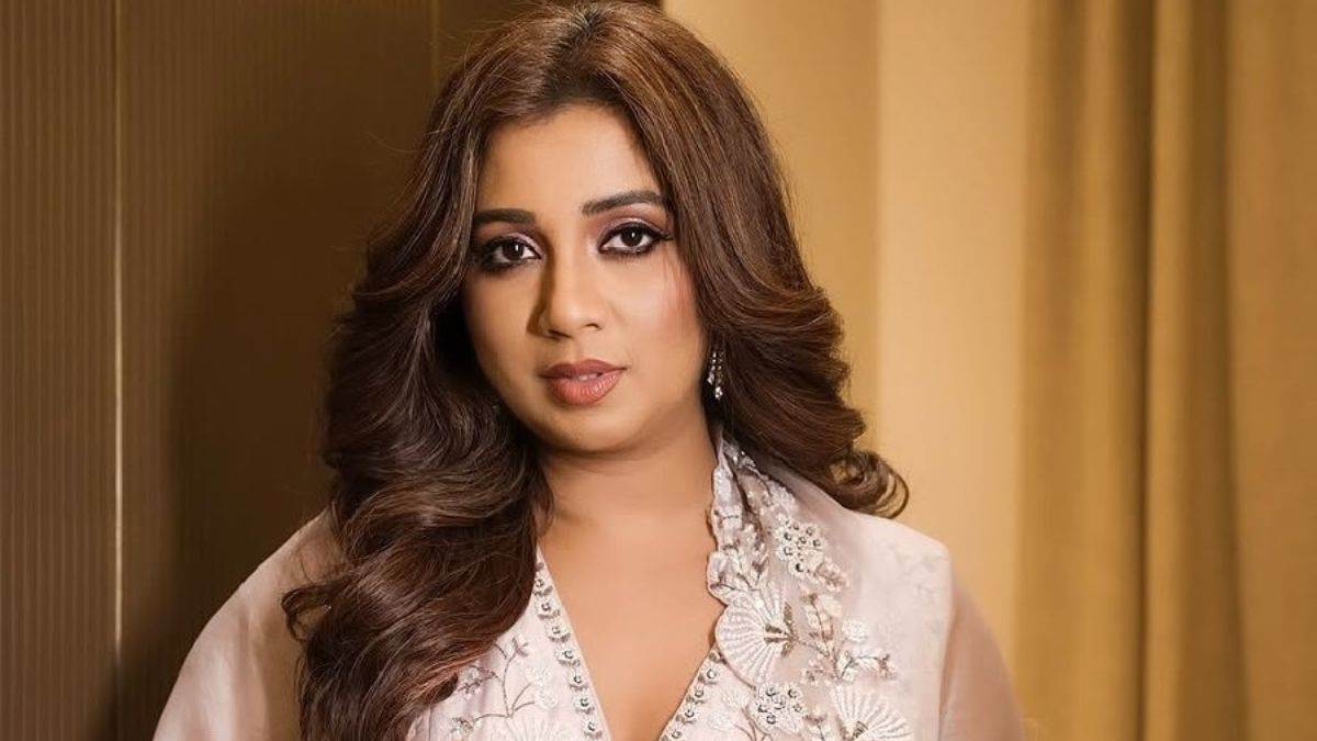 https://www.jagranimages.com/images/newimg/26042025/26_04_2025-shreya_ghoshal_23925943.jpg