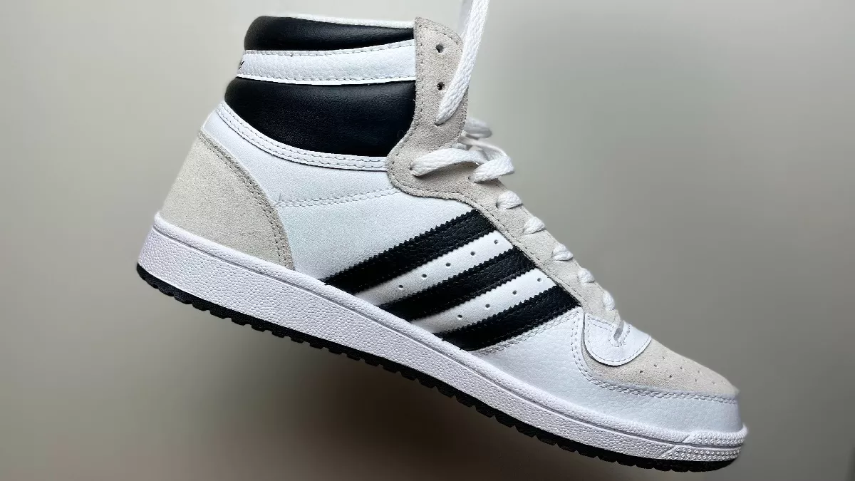 Adidas Sneakers For Men: कैजुअल लुक को कम्फर्टेबल बनाने वाले इन स्नीकर्स का नहीं कोई तोड़, मेंस के हैं फेवरेट