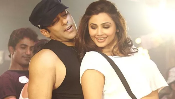 Salman Khan With Daisy Shah In Jai Ho, Twitter