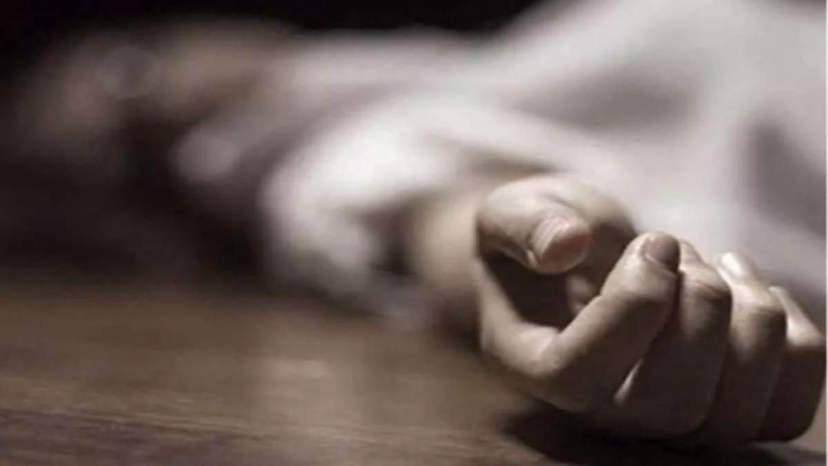 https://www.jagranimages.com/images/newimg/26052023/26_05_2023-dead_body_23423453.jpg