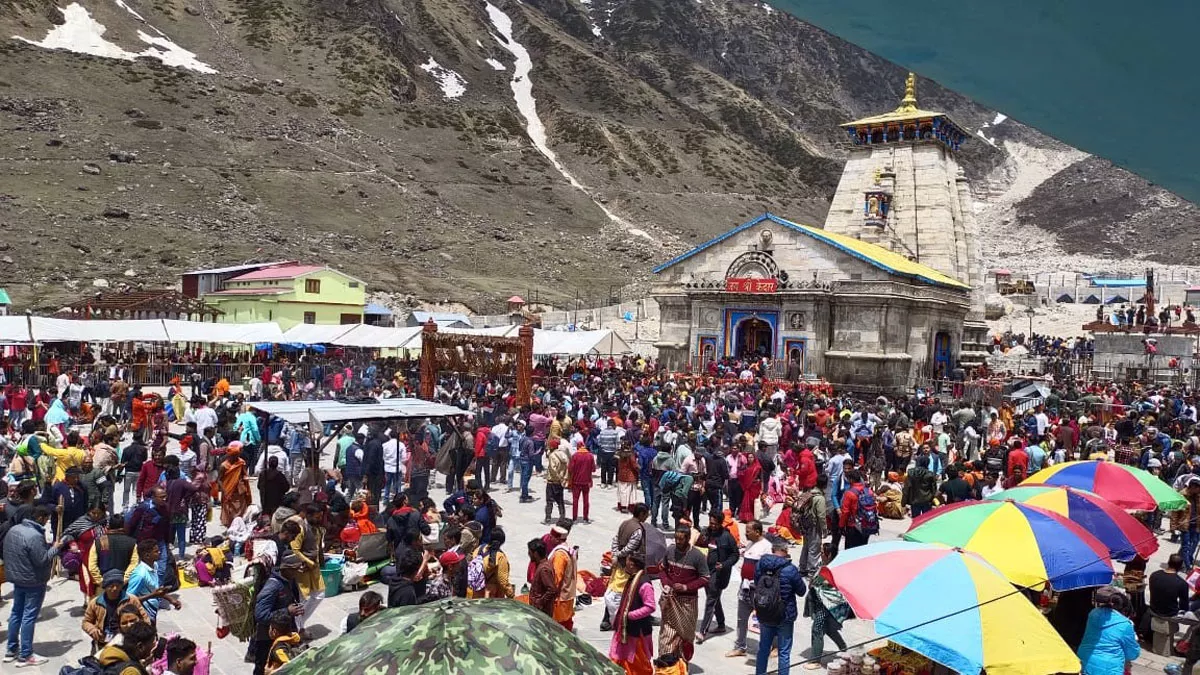 Chardham Yatra 2023: मौसम खराब होने के बावजूद केदारनाथ में भक्‍तों का उत्‍साह, एक माह में पहुंचे पांच लाख पार