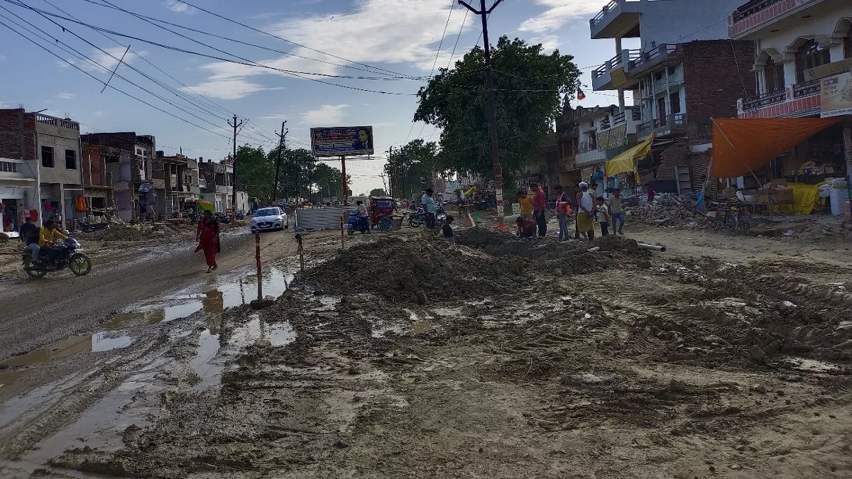 Rampath In Ayodhya: रामपथ का समयबद्ध निर्माण चुनौती से कम नहीं, जून तक डक्ट निर्माण पूर्ण करने का लक्ष्य