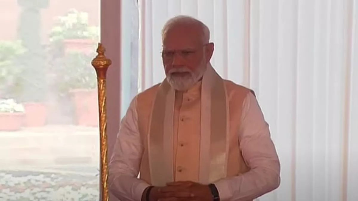 सेंगोल की स्थापना के साथ पीएम मोदी ने नए संसद भवन का किया उद्घाटन, पढ़ें कार्यक्रम का पूरा टाइमलाइल