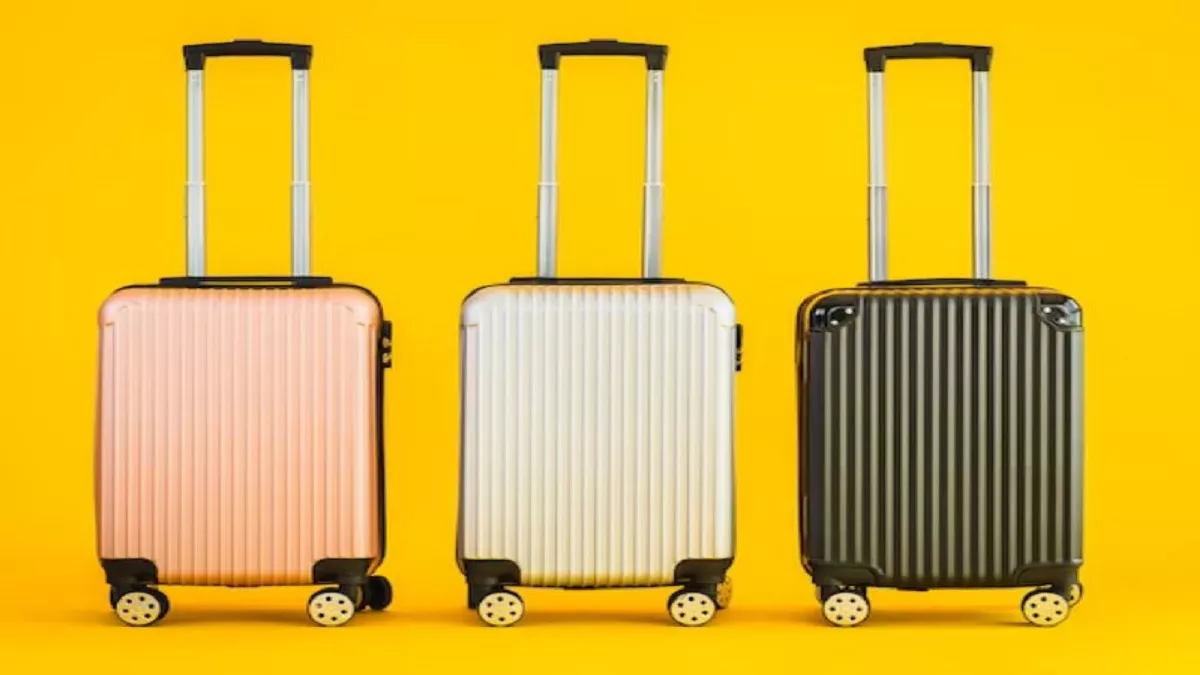 VIP Suitcase Bags: लार्ज कैपेसिटी वाले ट्रेवल बैग के साथ अब पूरी फैमिली करें लंबी यात्रा, डिजाइन में बेहतरीन