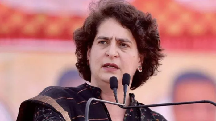 अगले तीन दिनों में 5 रैलियां व दो रोड़ शो करेंगी कांग्रेस महासचिव (फाइल फोटो)