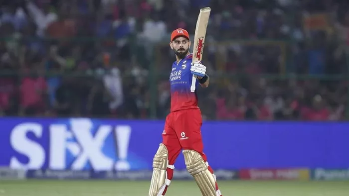 Virat Kohli के सिर सजी IPL 2024 Orange Cap
