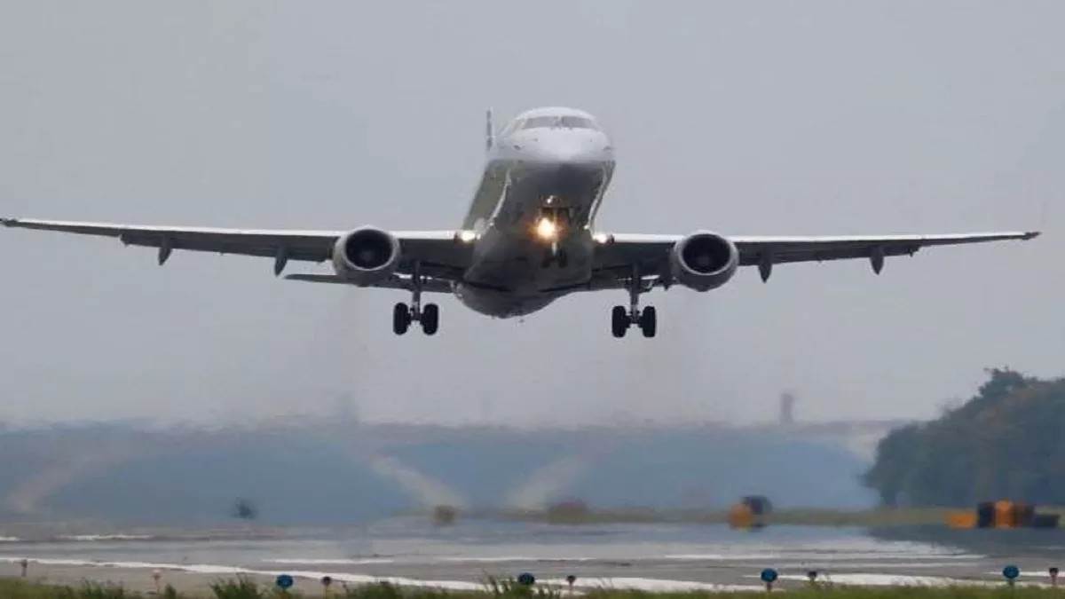 https://www.jagranimages.com/images/newimg/26052025/26_05_2025-24_06_2022-noida_international_airport_runway_22833689_5_23947085.jpg