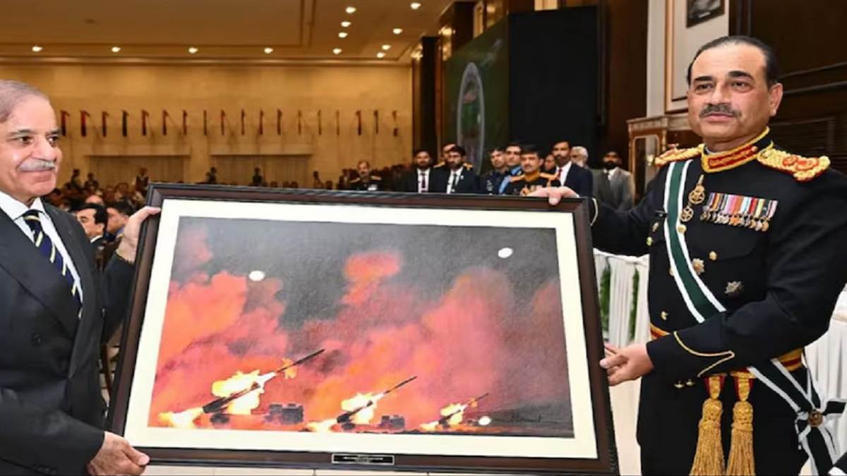 https://www.jagranimages.com/images/newimg/26052025/26_05_2025-pak_munir_pic_23947179.jpg