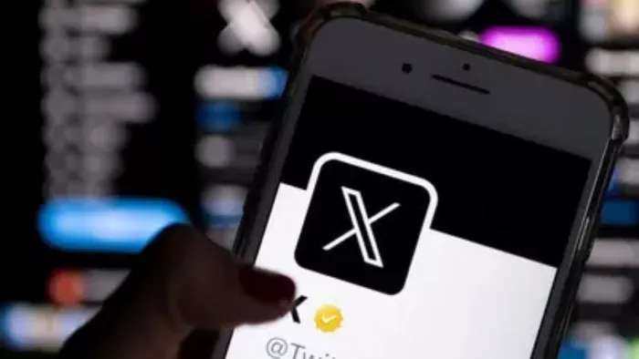 2,200 से अधिक यूजर्स ने 'X' पर आ रही समस्या को रिपोर्ट।