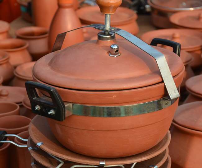 बिहार की मिट्टी के कुकर से होगा चीनी उत्पादों का मुकाबला, देशभर में मिलेगा बाजार