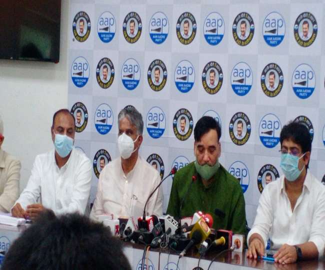 Delhi Nagar Nigam Chunav 2022: एमसीडी चुनाव से एक साल पहले भाजपा को झटका, AAP में शामिल हुए राजकुमार बल्लन