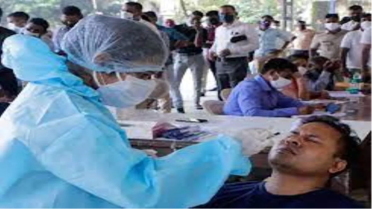जम्मू कश्मीर में कोरोना के बढ़ने लगे मामले, 56 और लोगों में संक्रमण मिला