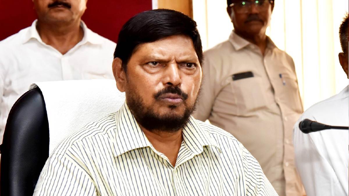 union minister ramdas athawale said bhim sainik can come down against the hooliganism of shiv sainiks in maharashtra
