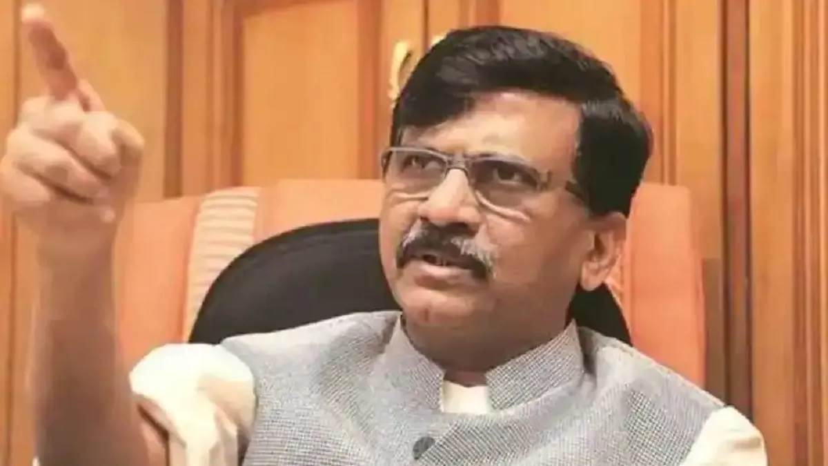 Maharashtra Political Crisis: संजय राउत ने बागी विधायकों पर कसा तंज, कहा- कब तक छिपोगे गुवाहाटी में, आना ही पड़ेगा चौपाटी में
