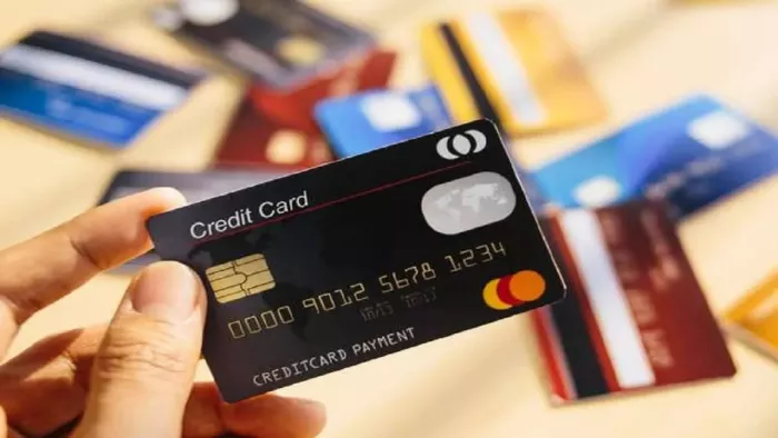 एक Credit card से कर रहे हैं दूसरे कार्ड की पेमेंट