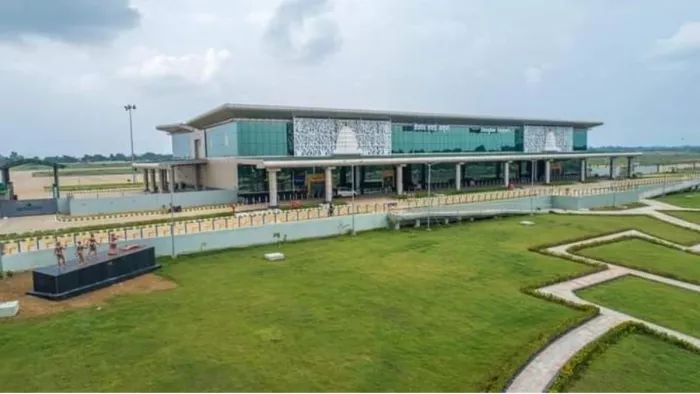 देवघर एयरपोर्ट पर अब लो विजिबिलिटी में भी लैंड कर सकेंगे विमान।