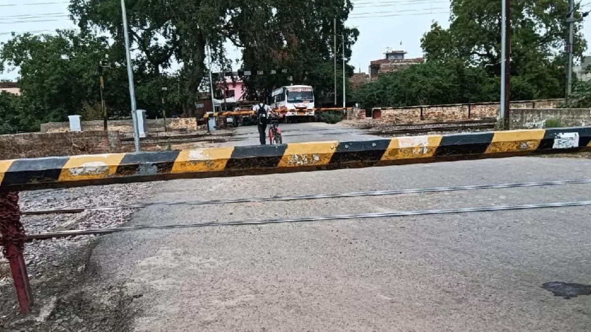 कानपुर के लोगों के लिए खुशखबरी, 135 करोड़ की लागत से रेलवे क्रासिंग पर बनेगा फोरलेन पुल