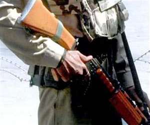 पीएसओ को इलाके के लिए तुरंत नजदीकी अस्पताल में पहुंचाया गया।