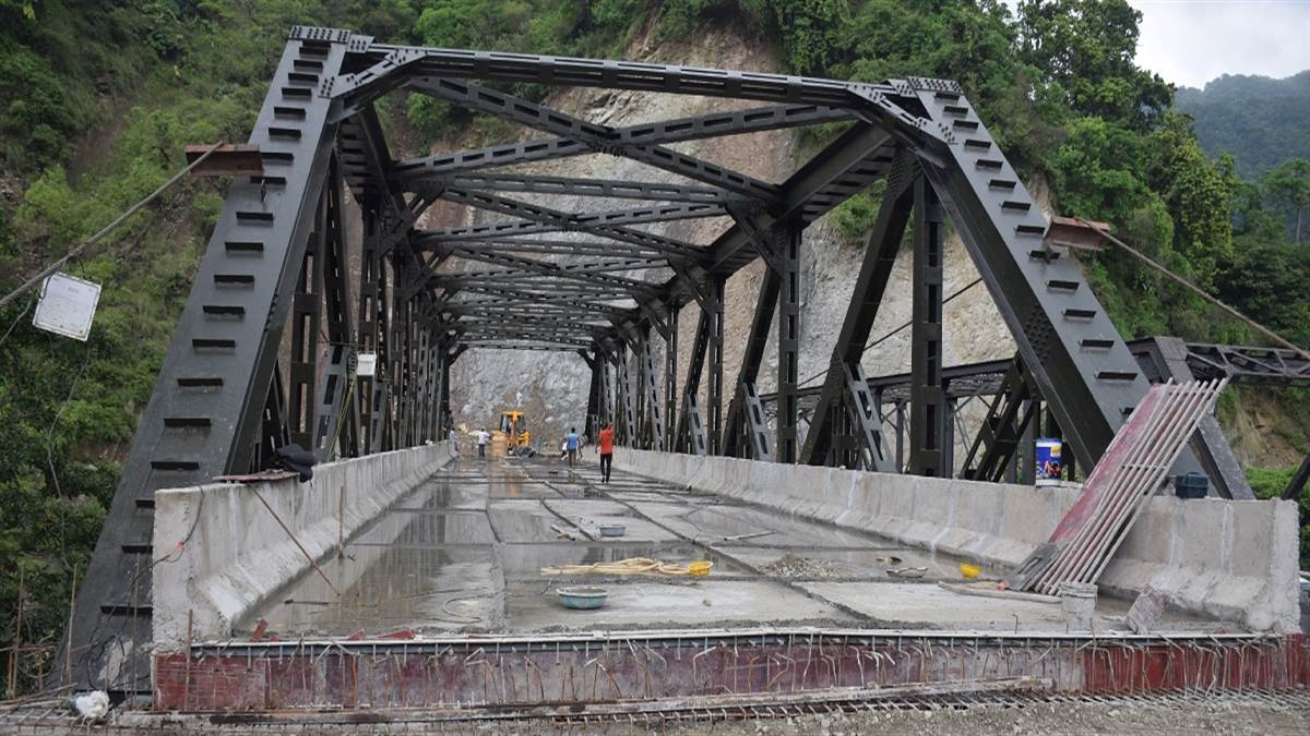 HMT double lane bridge: नवंबर 2020 में शुरू हुआ था डबल लेन पुल का मामला