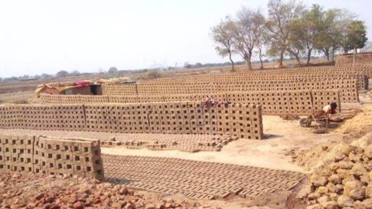 यूपी में मकान बनवाने वालों के सामने गहराएगा ईंटों का संकट, एक वर्ष बंद