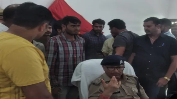 Student kidnapped बुलंदशहर में अगवा छात्र को स्वाट टीम और पुलिस ने सकुशल बरामद कर लिया है।