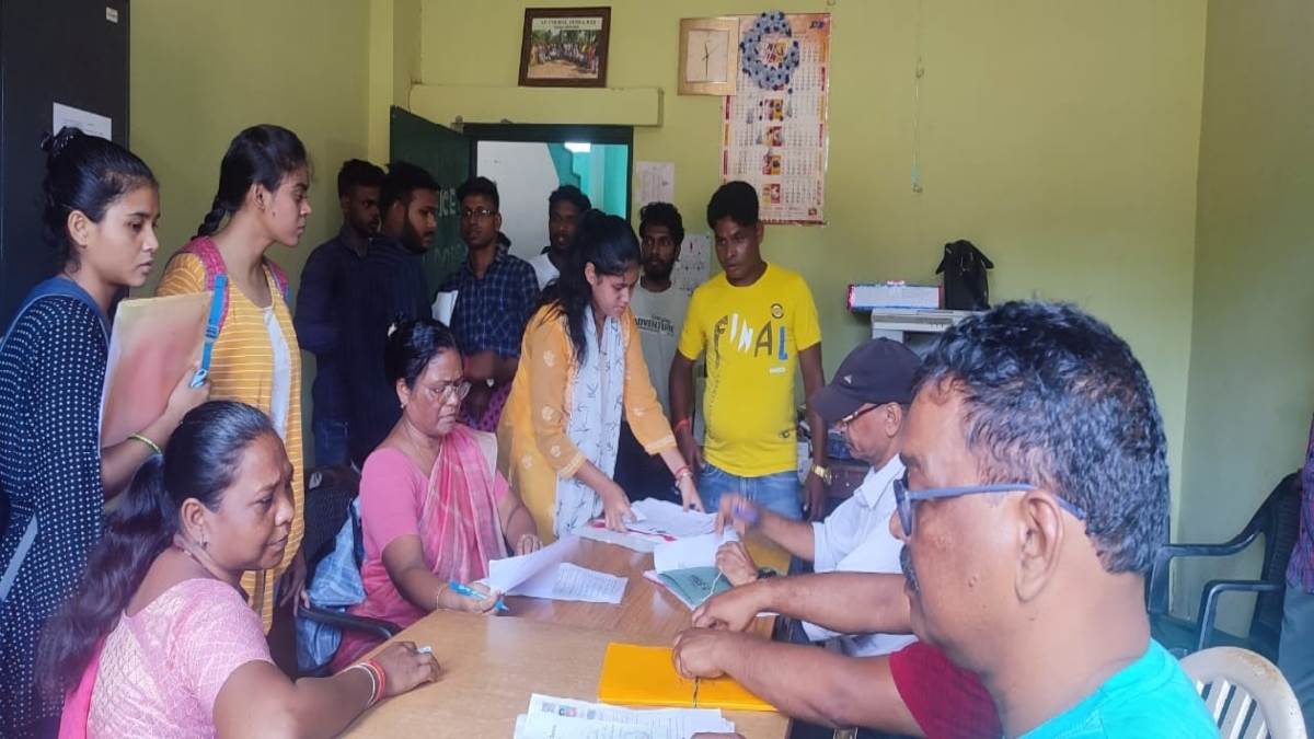 https://www.jagranimages.com/images/newimg/26072023/26_07_2023-jharkhand_bed_1_23483020_191210454.jpg