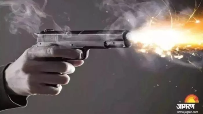 सीआरपीएफ 22वीं बटालियन कैंप में जवान ने खुद को मारी गोली। प्रतीकात्मक तस्वीर