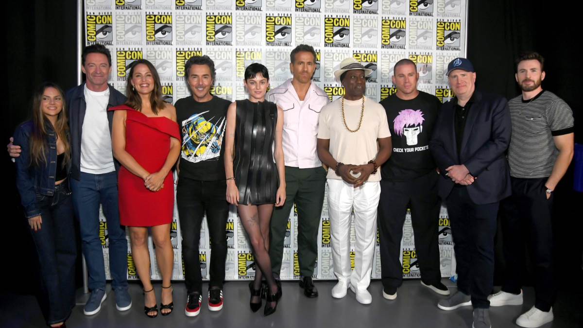 https://www.jagranimages.com/images/newimg/26072024/26_07_2024-deadpool_2_23766035_183733965.jpg