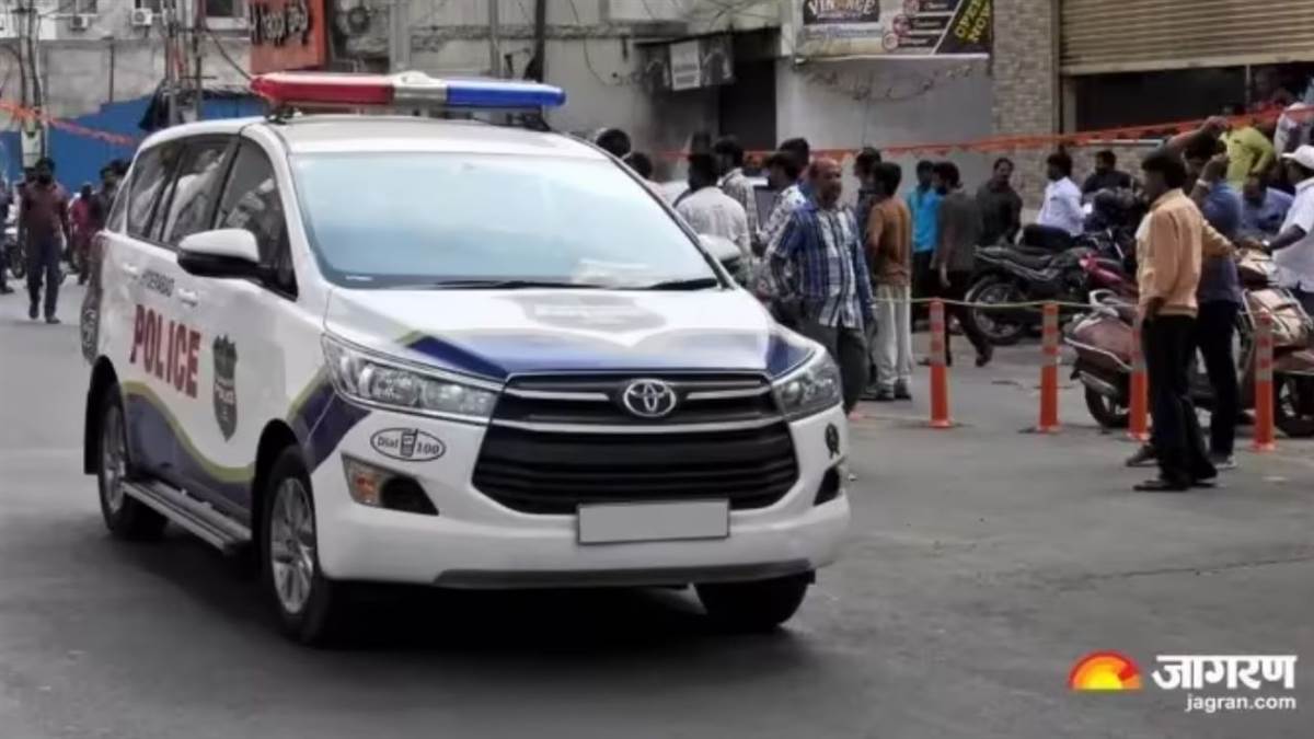 ncr asi shot himself in igi domestic police station in delhi